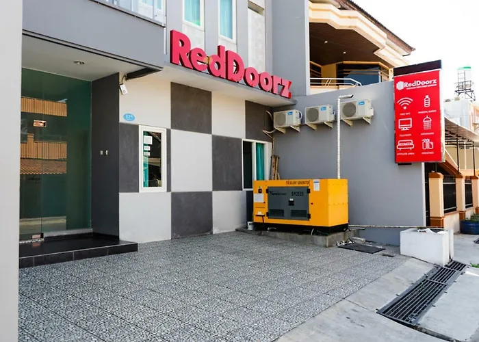 RedDoorz Near Gajah Mada Street Semarang